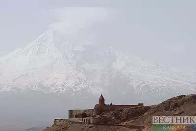 Турпоток в Армению сократился почти на 300 тыс человек