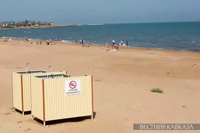 Пляж в Дербенте