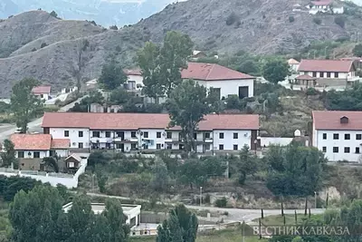 Вид на Лачин