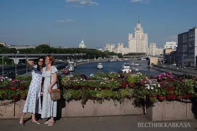 Туристы в Москве